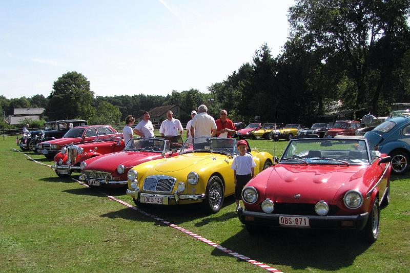 Het bestuur heeft dit uitstekend gezegd, SHOW EN SHINE, en dit alles onder een blakende zon op de locatie De Blookberg te Zutendaal (23).JPG